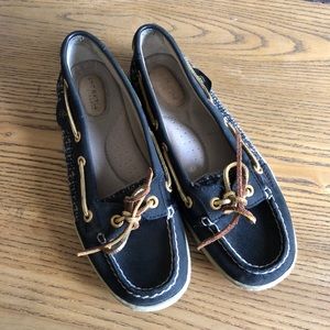Black and gold Sperry Boat Shoes ✨